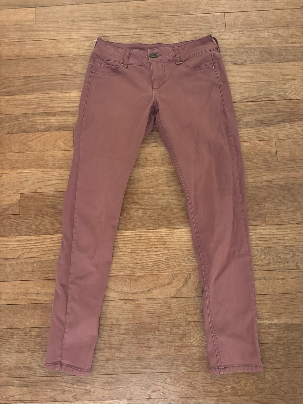 Maurices Women's Mauve Skinny Jeans - Size S
 b73